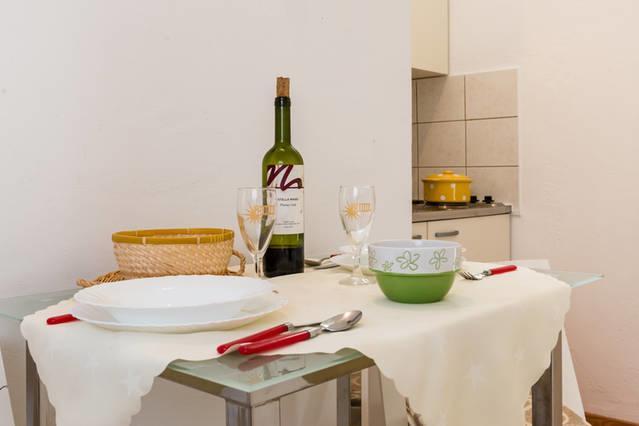 Apartments Lima Lazaneo Jelsa  Exterior photo